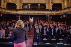 Magda bleckmann vor publikum